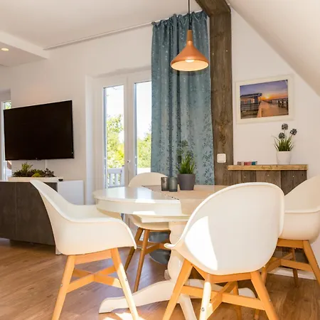 Hus Mattgoot - *